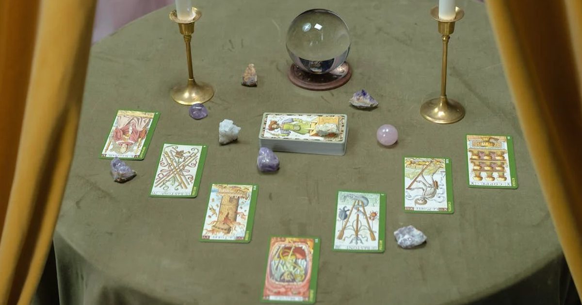 Ideas reveladas: adivinación de cartas